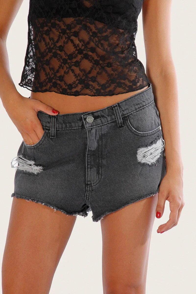 Short Dila